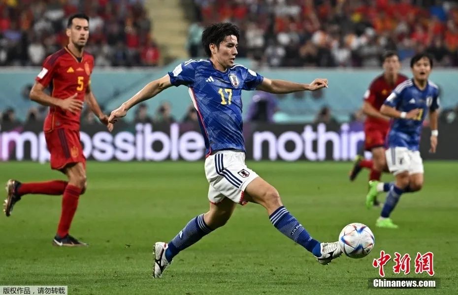 世界杯卡塔尔赛场见证亚洲三强齐晋级历史突破