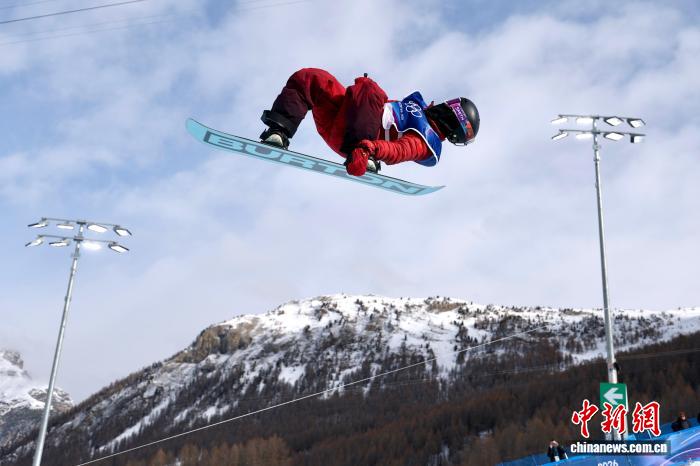 宁忠岩速滑夺铜刷新中国队冬奥历史最佳，冯阿