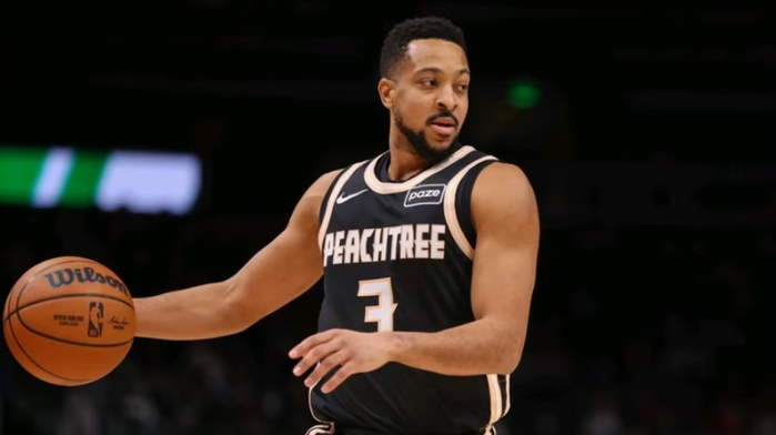 老鹰季后赛黑马之路：麦科勒姆控场经验成关键